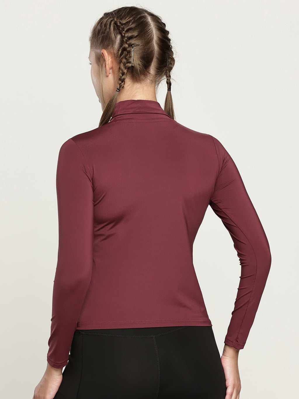 HIGH NECK LONG SLEEVE TEE
