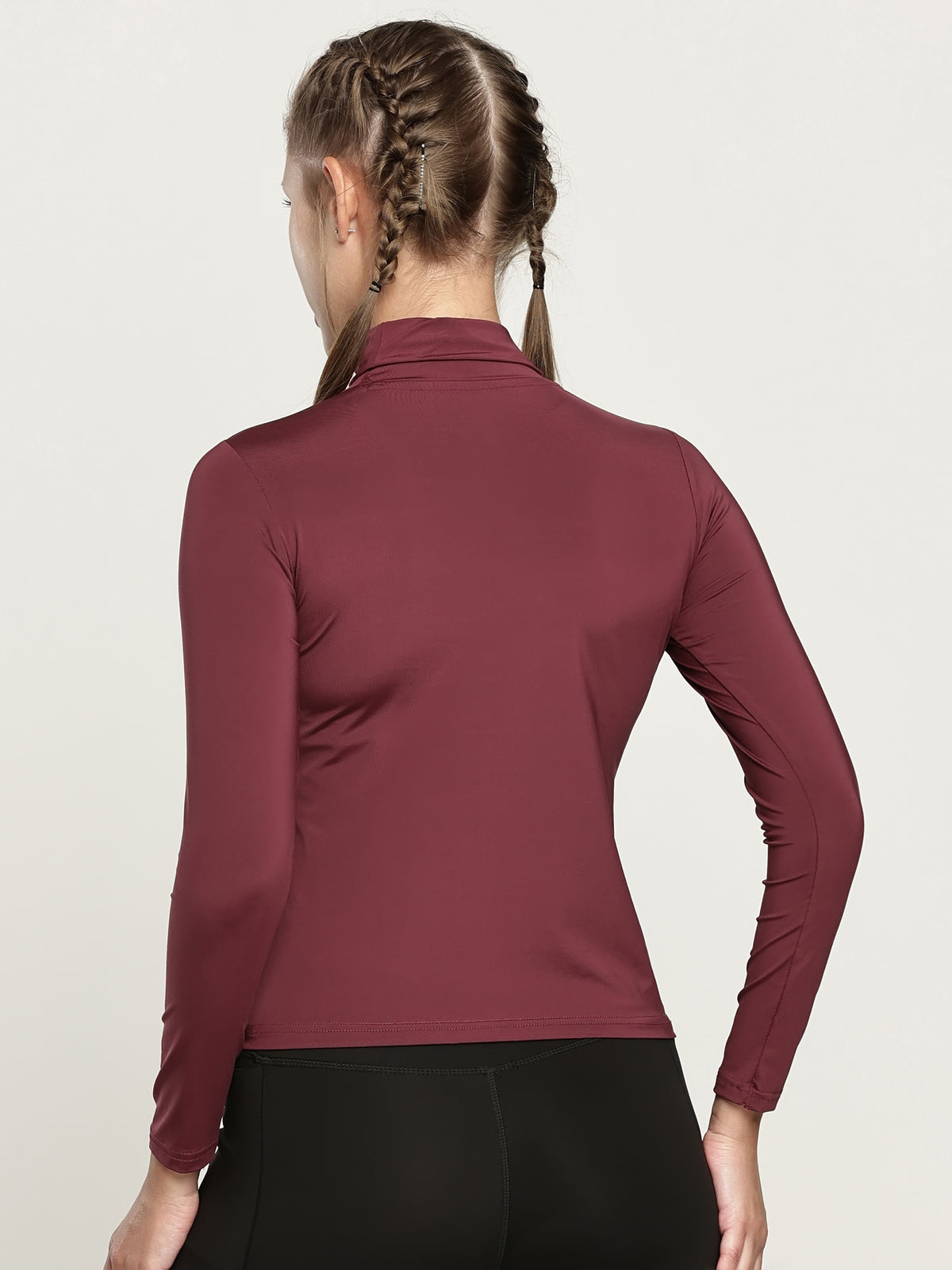 HIGH NECK LONG SLEEVE TEE