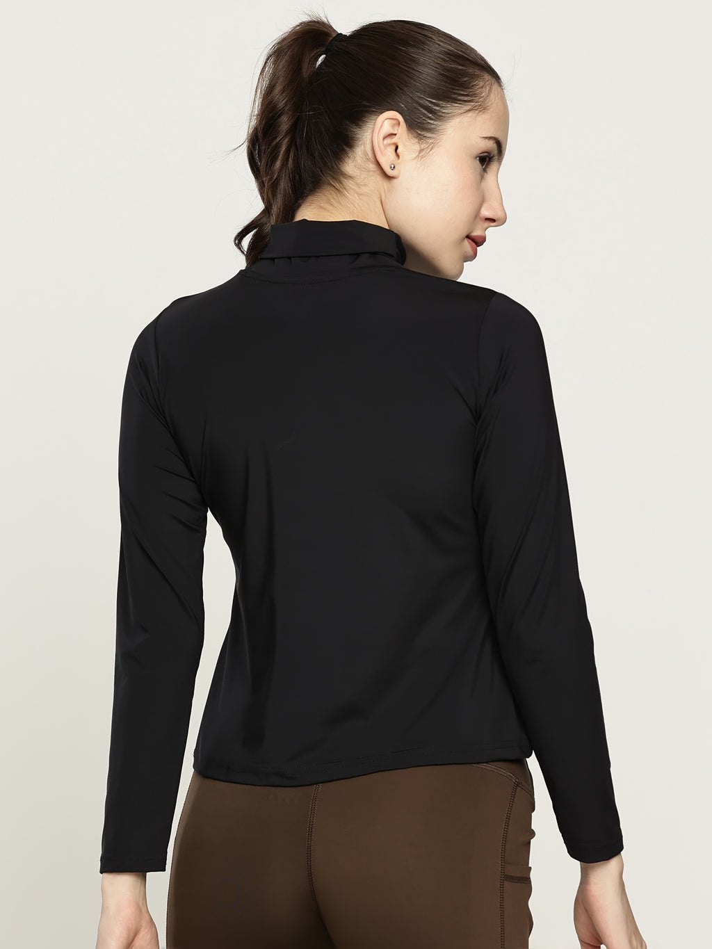 HIGH NECK LONG SLEEVE TEE
