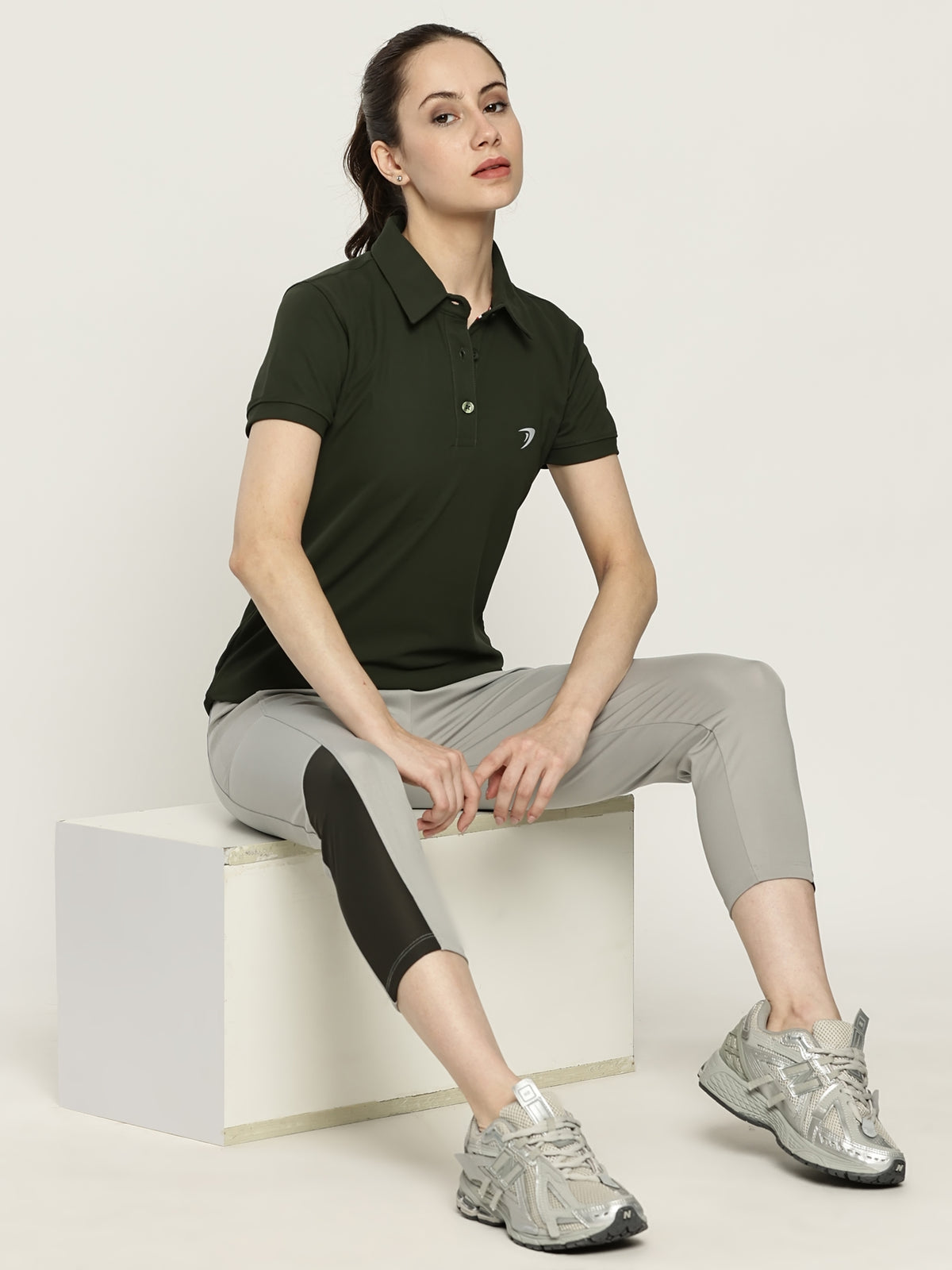 WOMEN ACTIVE POLO T SHIRT