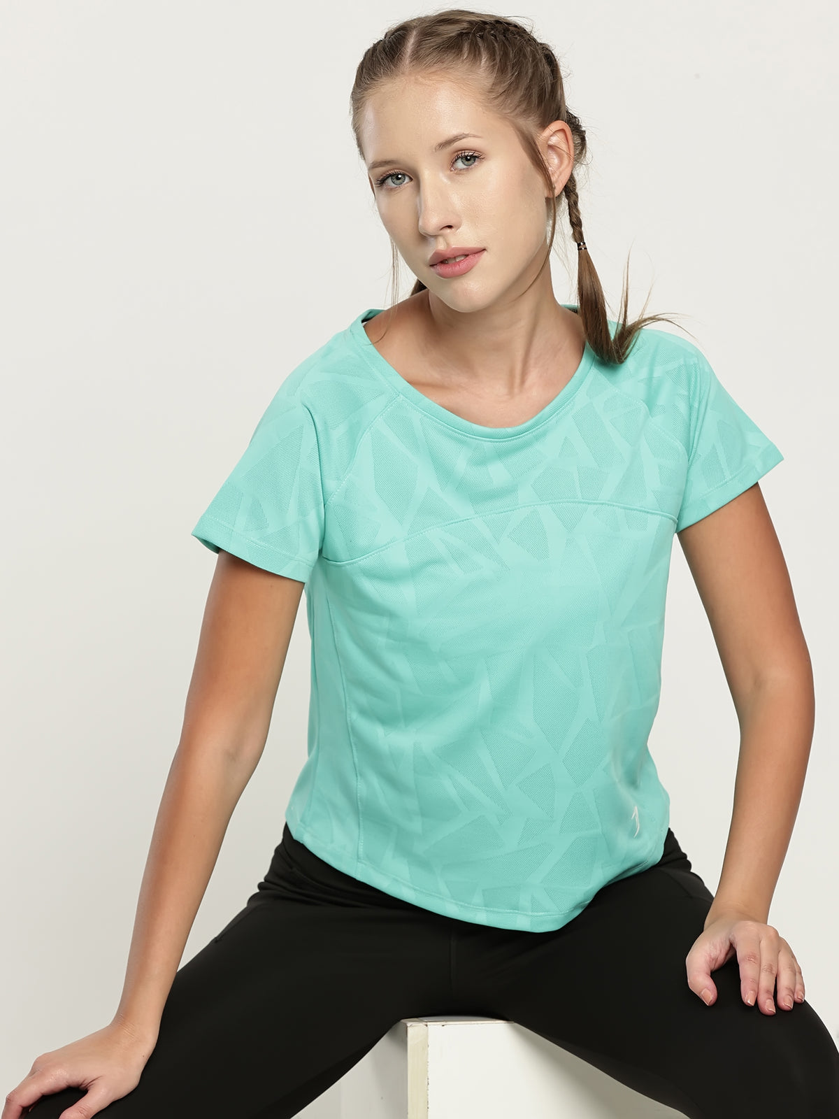WOMEN RAGLAN SLEEV ACTIVE T SHIRT